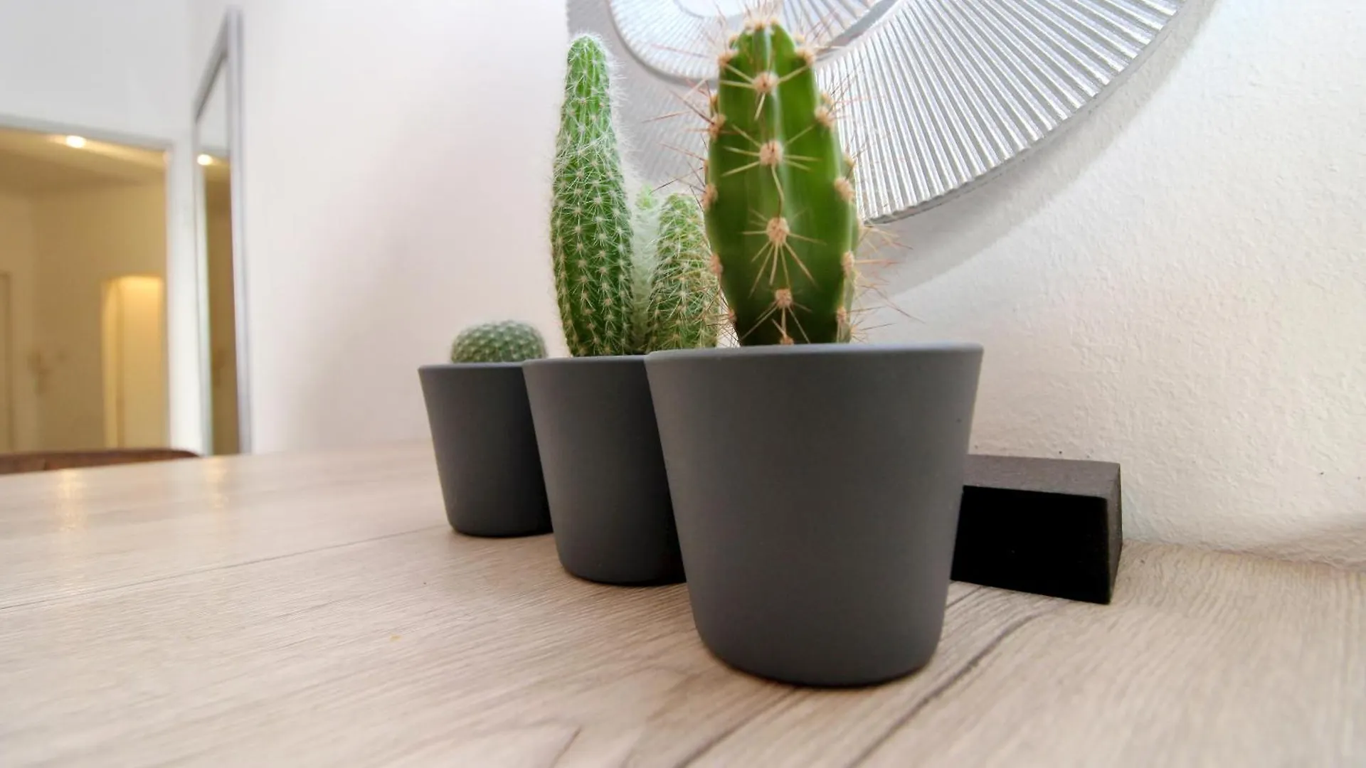 Balcony Apartment - Next To Opera Βιέννη 0*,  Αυστρία