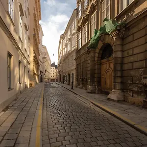 Vienna Vienne