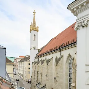 Palais Palffy Suits Διαμέρισμα