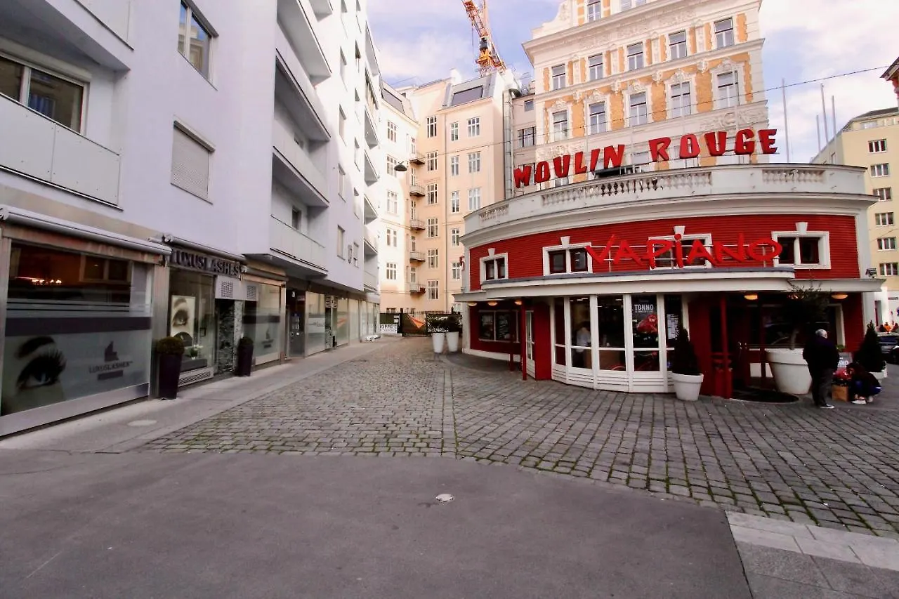 Balcony Apartment - Next To Opera Wien 0*,